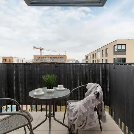 شقة Fredry 6 Premium Lagiewniki By Renters Prestige كراكوفيا